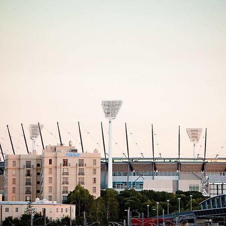 Апарт отель Mantra On Jolimont Мельбурн Экстерьер фото