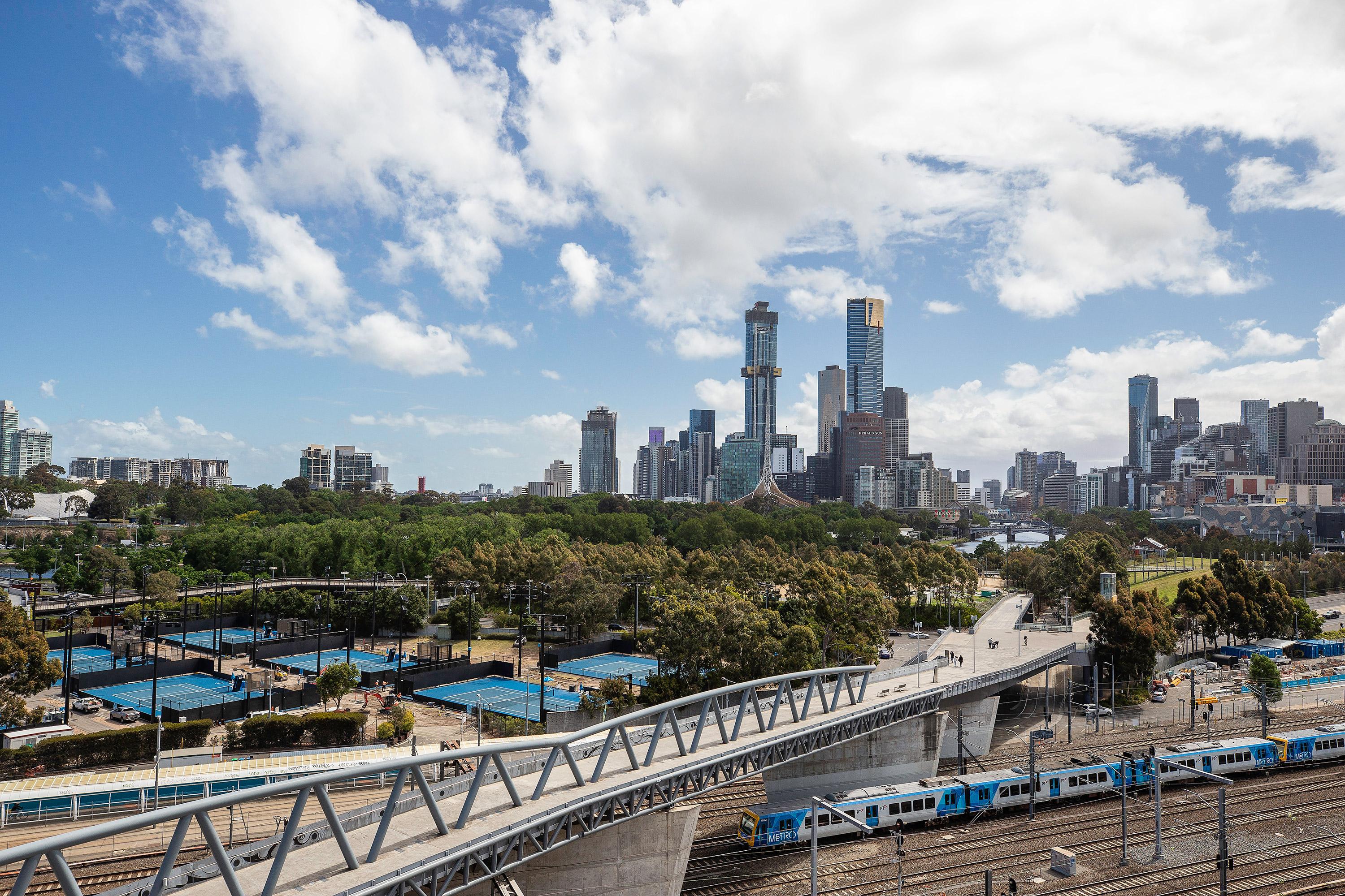 Апарт отель Mantra On Jolimont Мельбурн Экстерьер фото