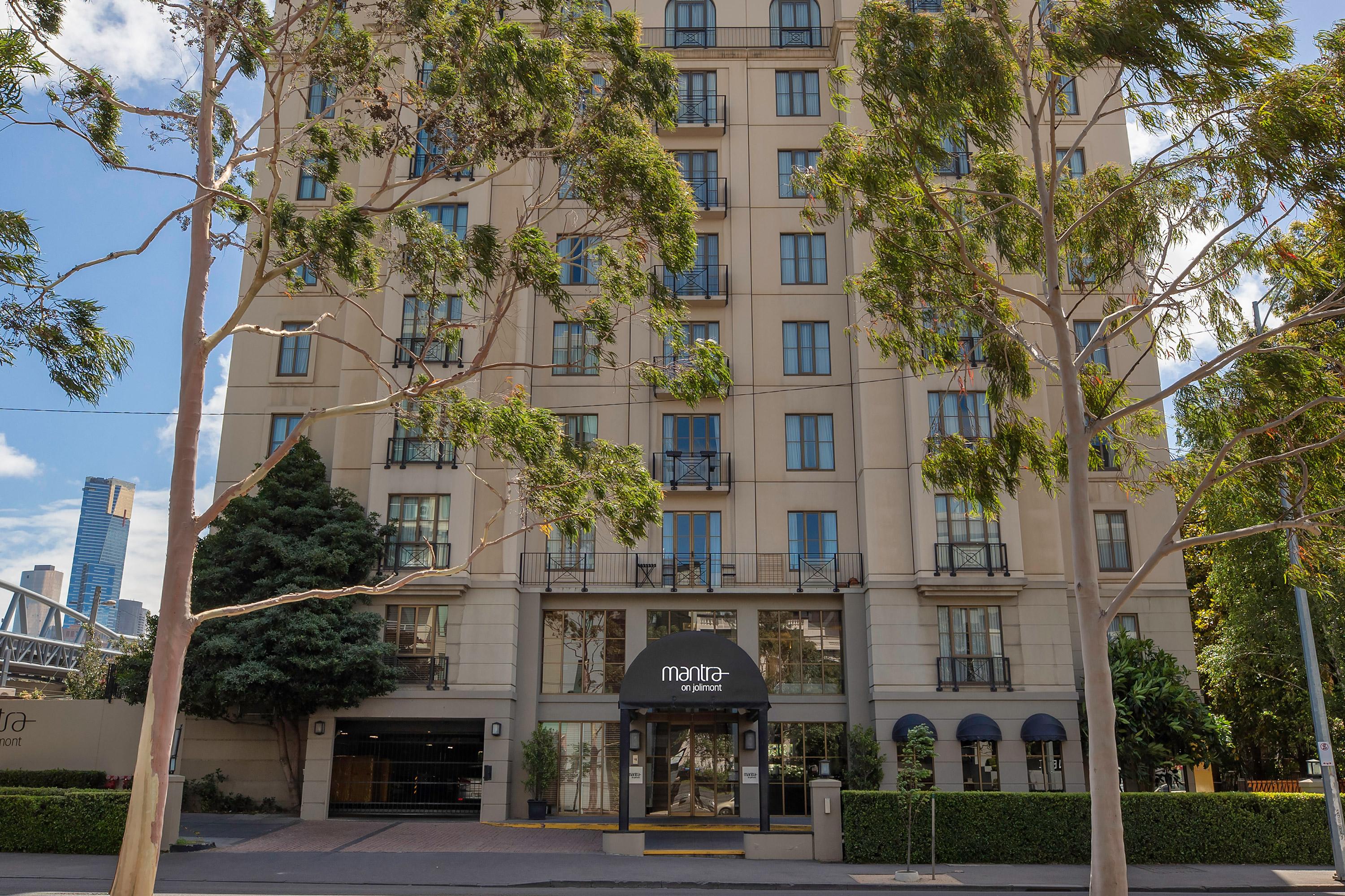 Апарт отель Mantra On Jolimont Мельбурн Экстерьер фото